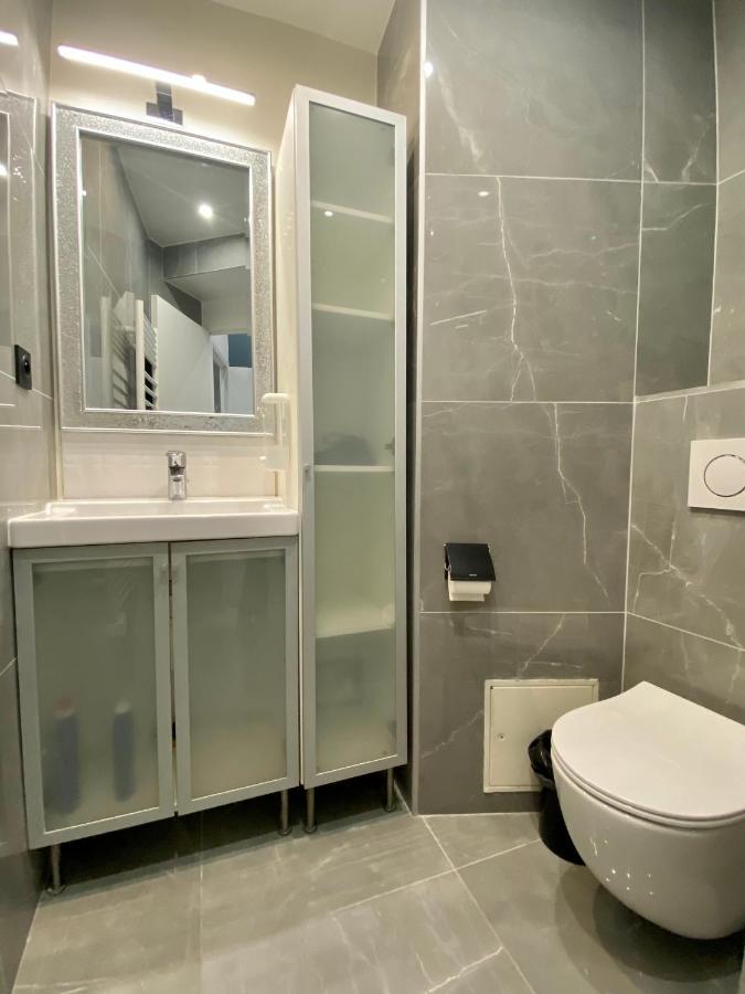 Appartement Republique Parijs Buitenkant foto